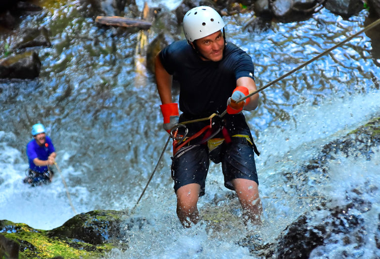 extreme canyoning 4