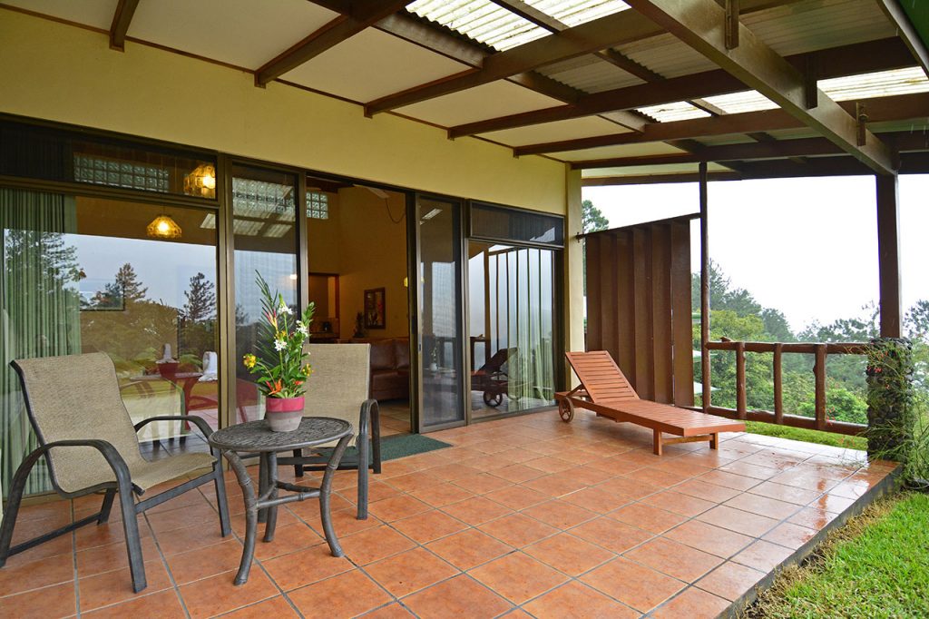 deck junior suite arenal observatory lodge spa 1024x682